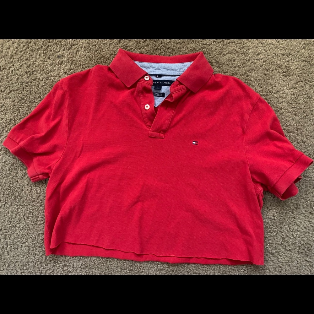 💕 Tommy Crop top MUST BUNDLE